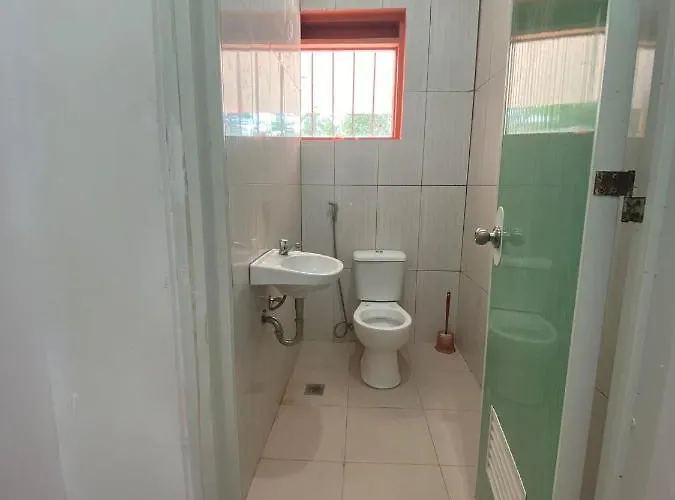 Bubbly Seaview Bed & Breakfast Danao (Cebu)